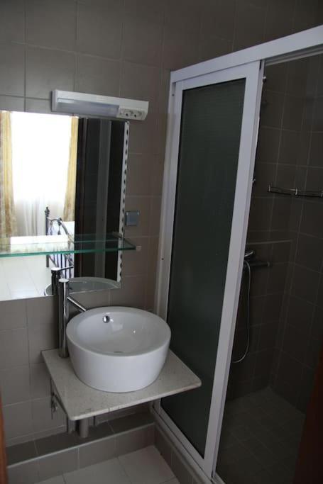 Les Trois Fleurs Apartment Поант о Канонир Екстериор снимка